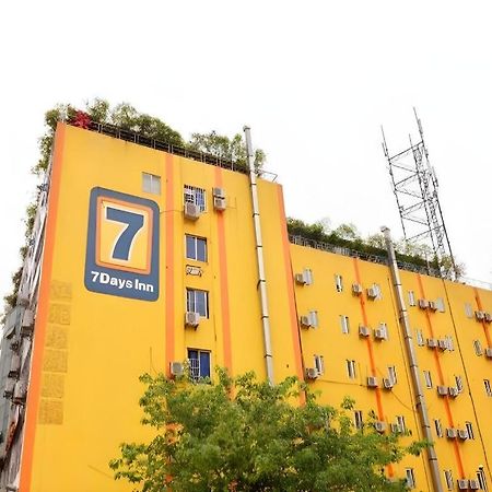 7 Days Inn Chengdu Sichuan University South Railway Station Εξωτερικό φωτογραφία