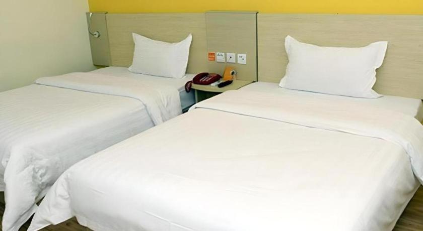 7 Days Inn Chengdu Sichuan University South Railway Station Εξωτερικό φωτογραφία